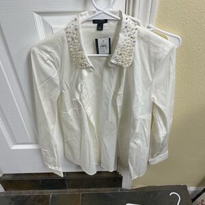 Ann Taylor Pearl collar buttondown NWT - size 8